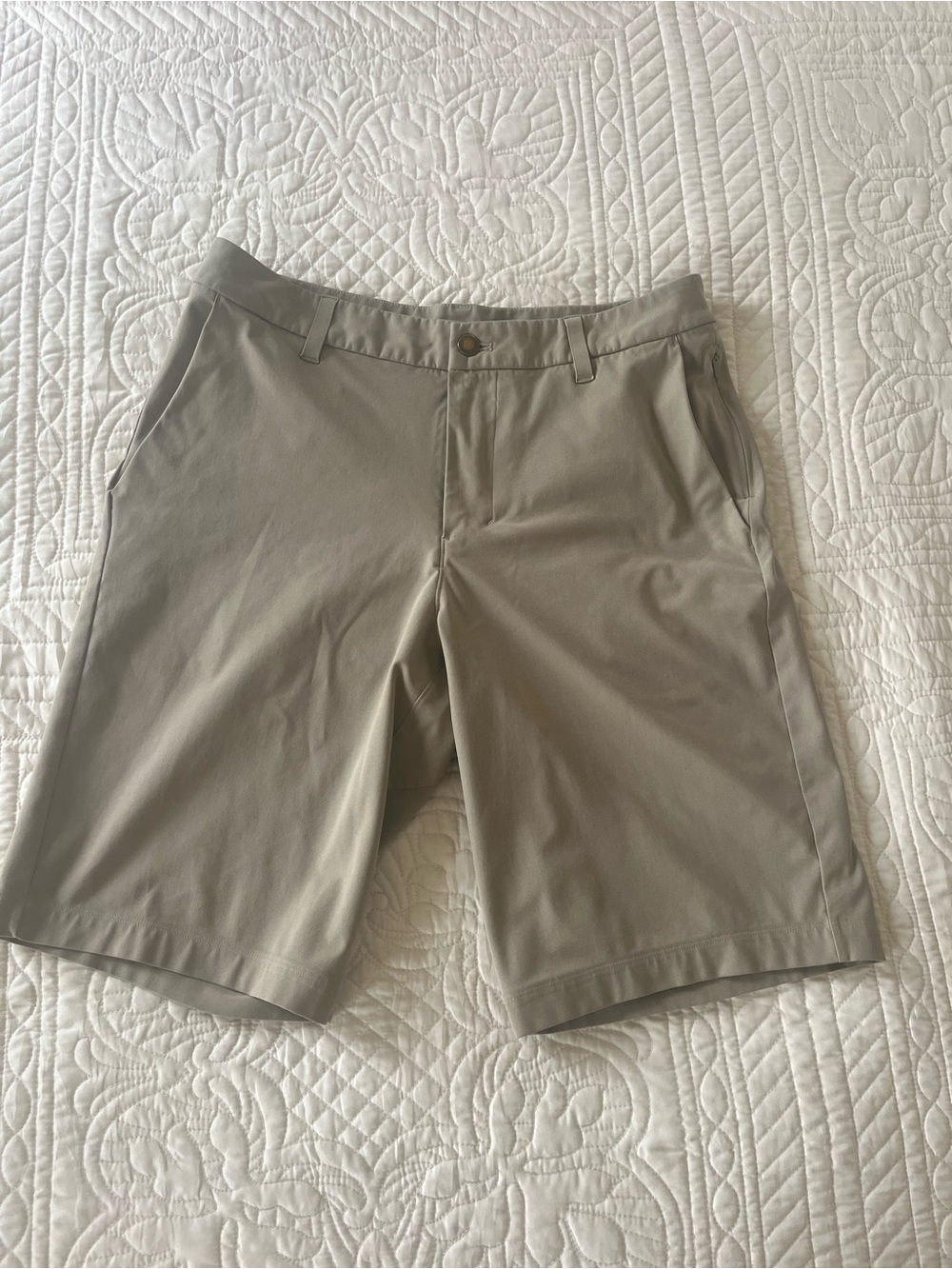 Lululemon Men's Classic Performance Shorts - Light Taupe